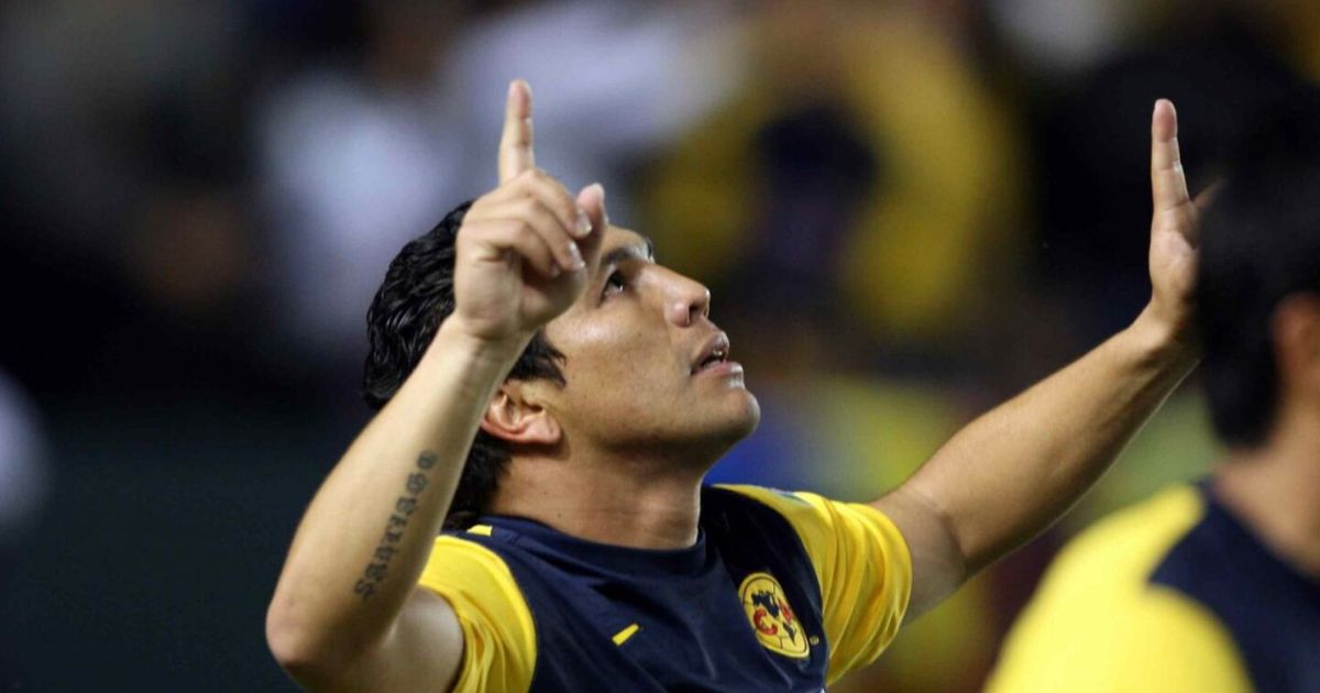 No hay evidencia de que Salvador Cabañas haya “salido del clóset” o anunciado una boda: la historia viral que se repite en redes